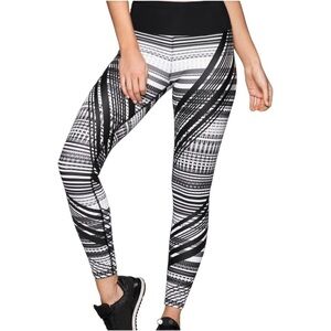 Lorna Jane Small Crazed Core Black/White Geometric Stripe Legging